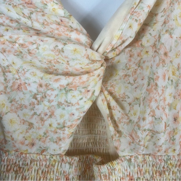 Mable Lyssi Floral cottagecore Smocked Spaghetti Strap Mini
Dress M  Cream - Picture 10 of 16